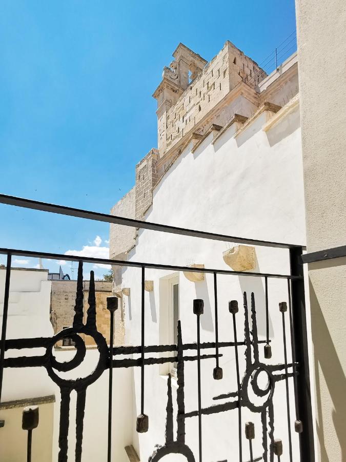 Palazzo Charlie Bed & Breakfast Lecce Exterior foto